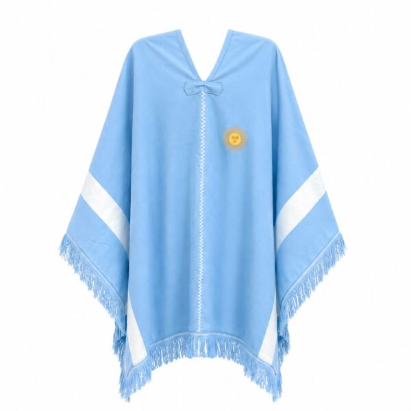 Poncho Argentina Celeste Liviano con Sol